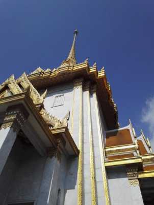 曼谷寺庙的金片（曼谷最有名的寺庙）-图3