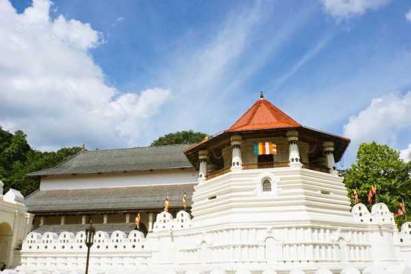 斯里兰卡最有名寺院（斯里兰卡著名景点）-图2