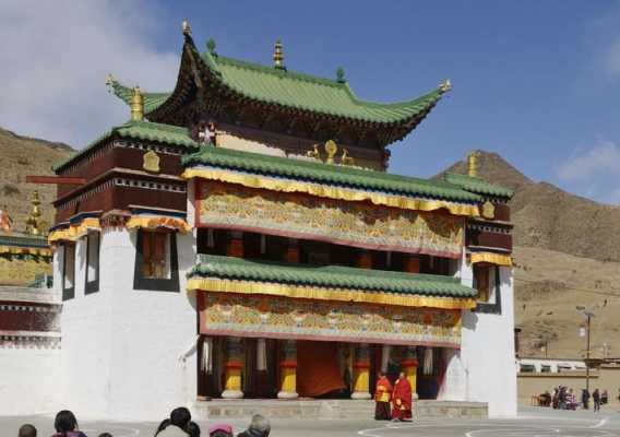 青藏高原哪有寺庙（青藏高原著名古寺）