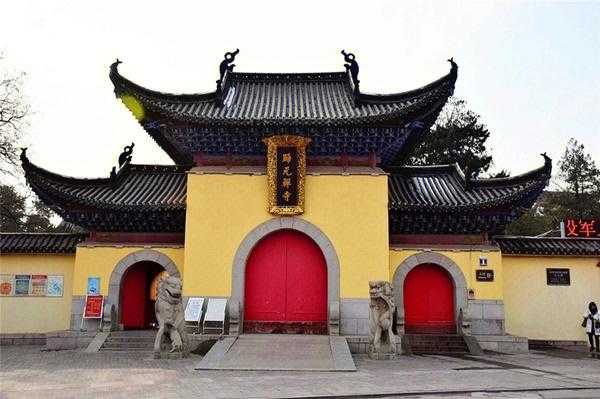 武汉最近的大型寺庙（武汉市区的寺庙）