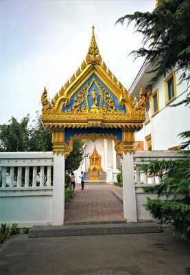 洛阳泰国寺庙（洛阳有泰国建筑的旅游景点）