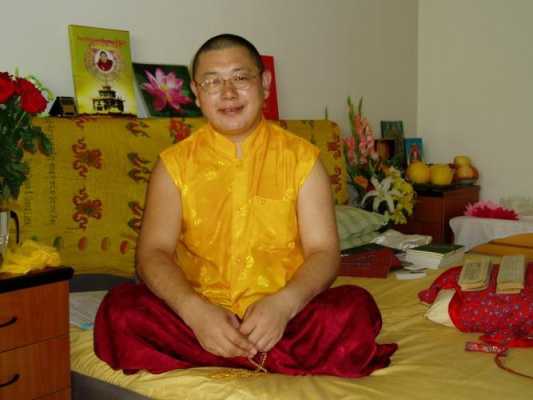活佛转世为什么只有藏人（活佛转世制度为藏传佛教所特有）-图3