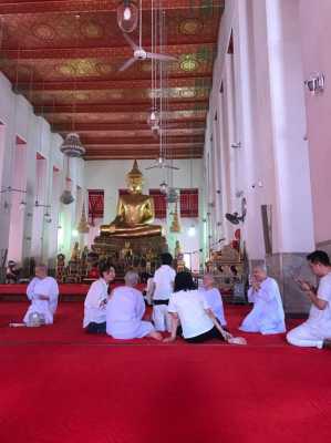 学佛人去泰国（泰国去寺庙做功德）